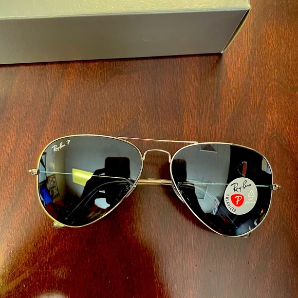 Brand new Ray-Ban Aviators